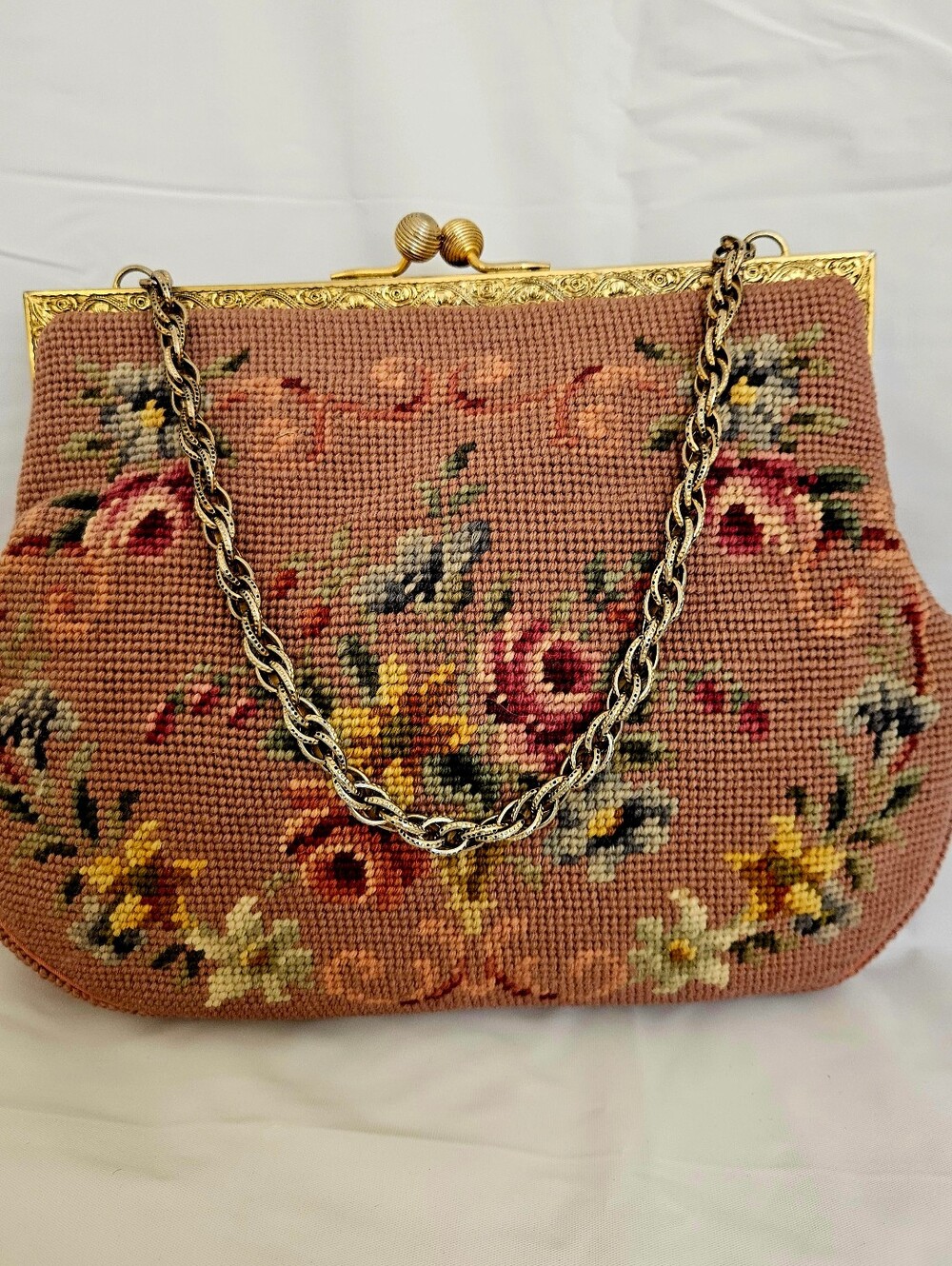 Vintage Floral Needlepoint HandBag in Dusty Rose Pink